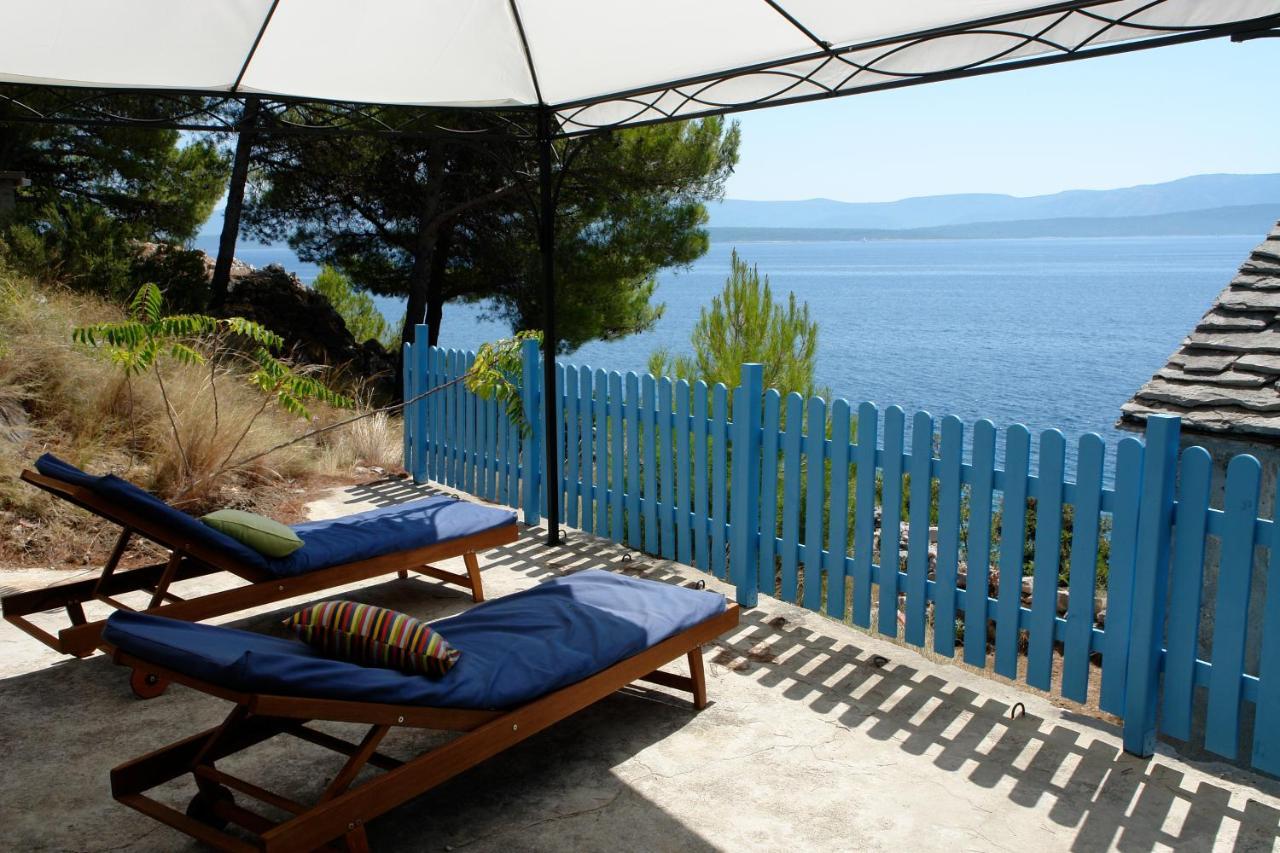 A Small Stone House By The Sea, In A Wineyard Nerezisca Extérieur photo